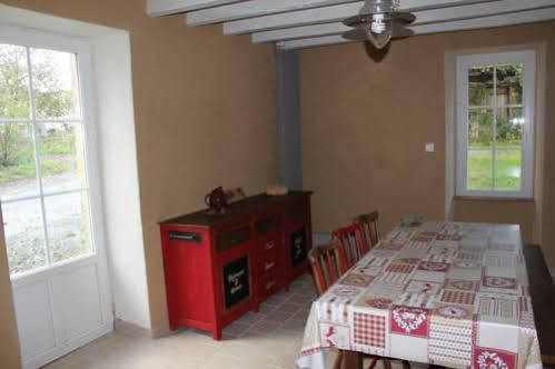 Gite Le Puy Rabasteau Chantonnay Exterior photo