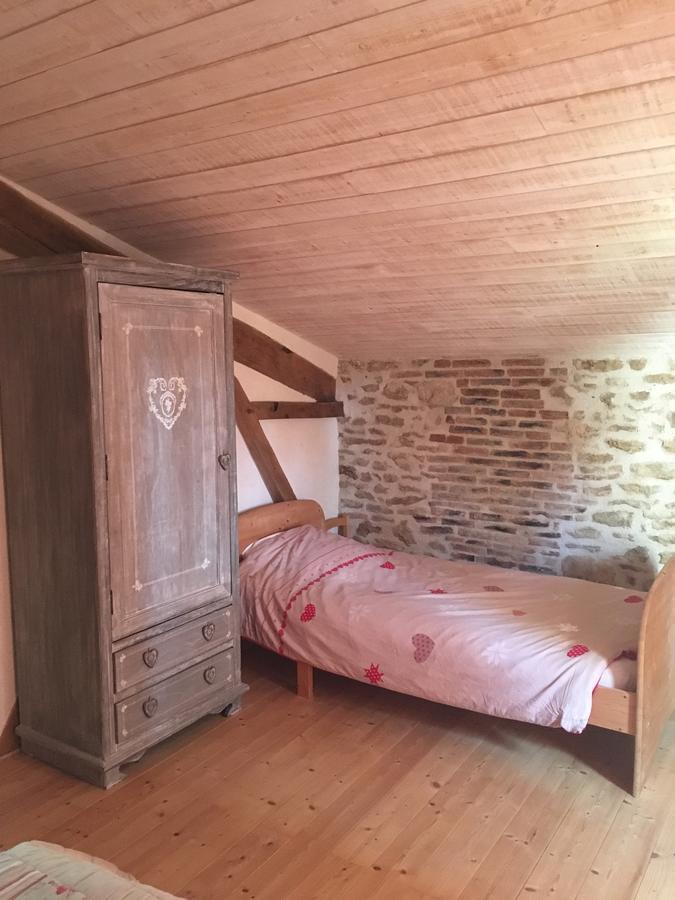Gite Le Puy Rabasteau Chantonnay Exterior photo